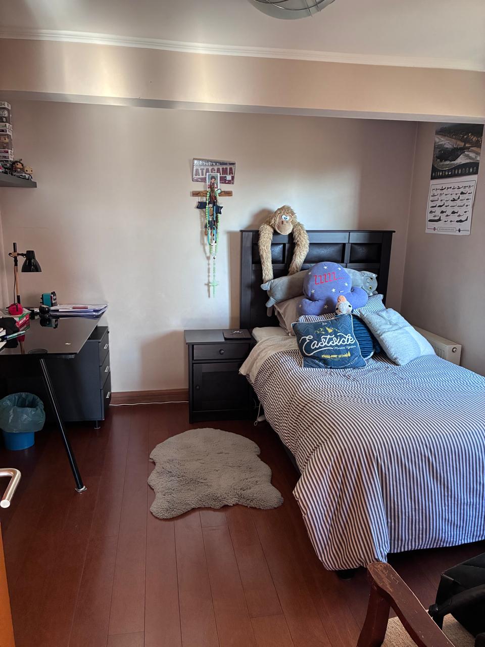 Tercer dormitorio con escritorio